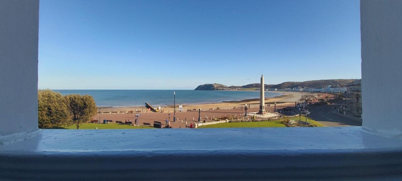 Bed and Breakfast Hen Dy Llandudno Exterior foto