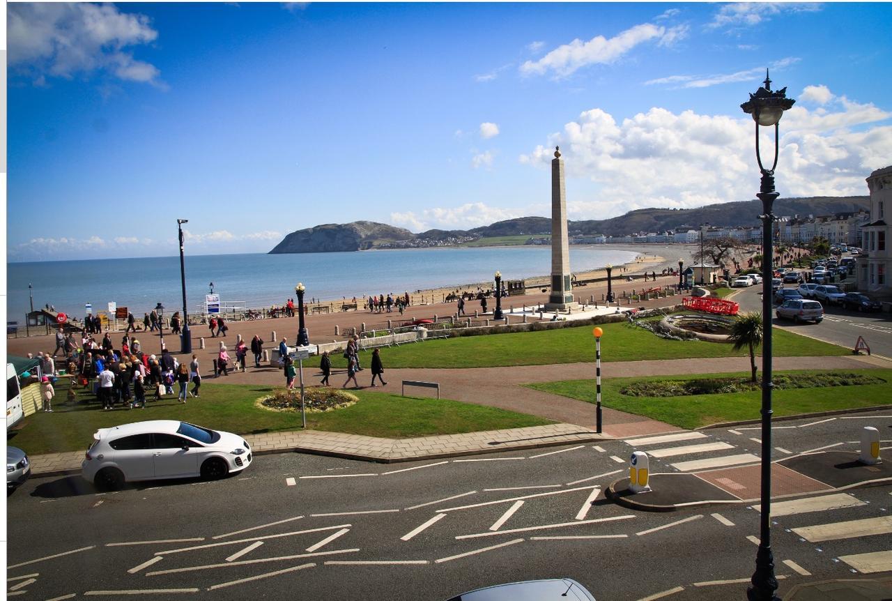 Bed and Breakfast Hen Dy Llandudno Exterior foto