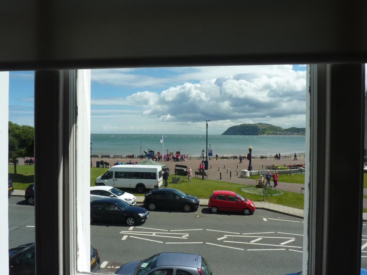 Bed and Breakfast Hen Dy Llandudno Exterior foto